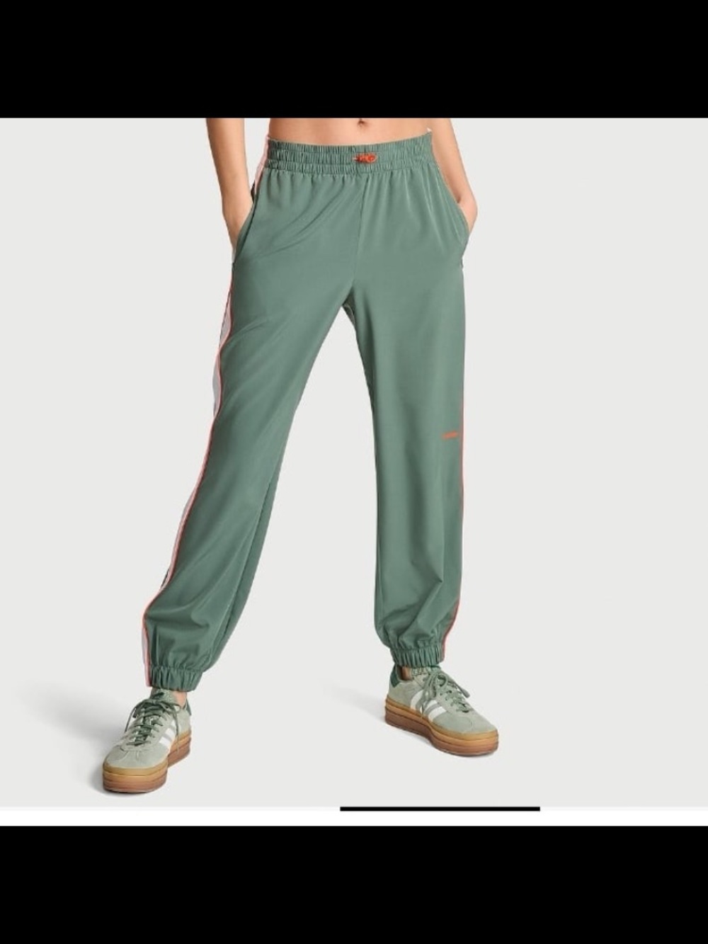 PINK Victoria's Secret - Tech Woven Joggers